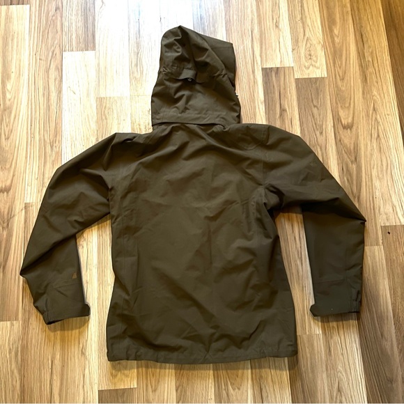 Mountain Equipment Co-op Winter Jacket. - Picture 4 of 5